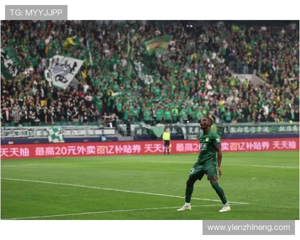 足球明星加盟中国送外卖行业引发热议,背后原因令人深思 足球明星加盟中国送外卖行业引发热议,背后原因令人深思